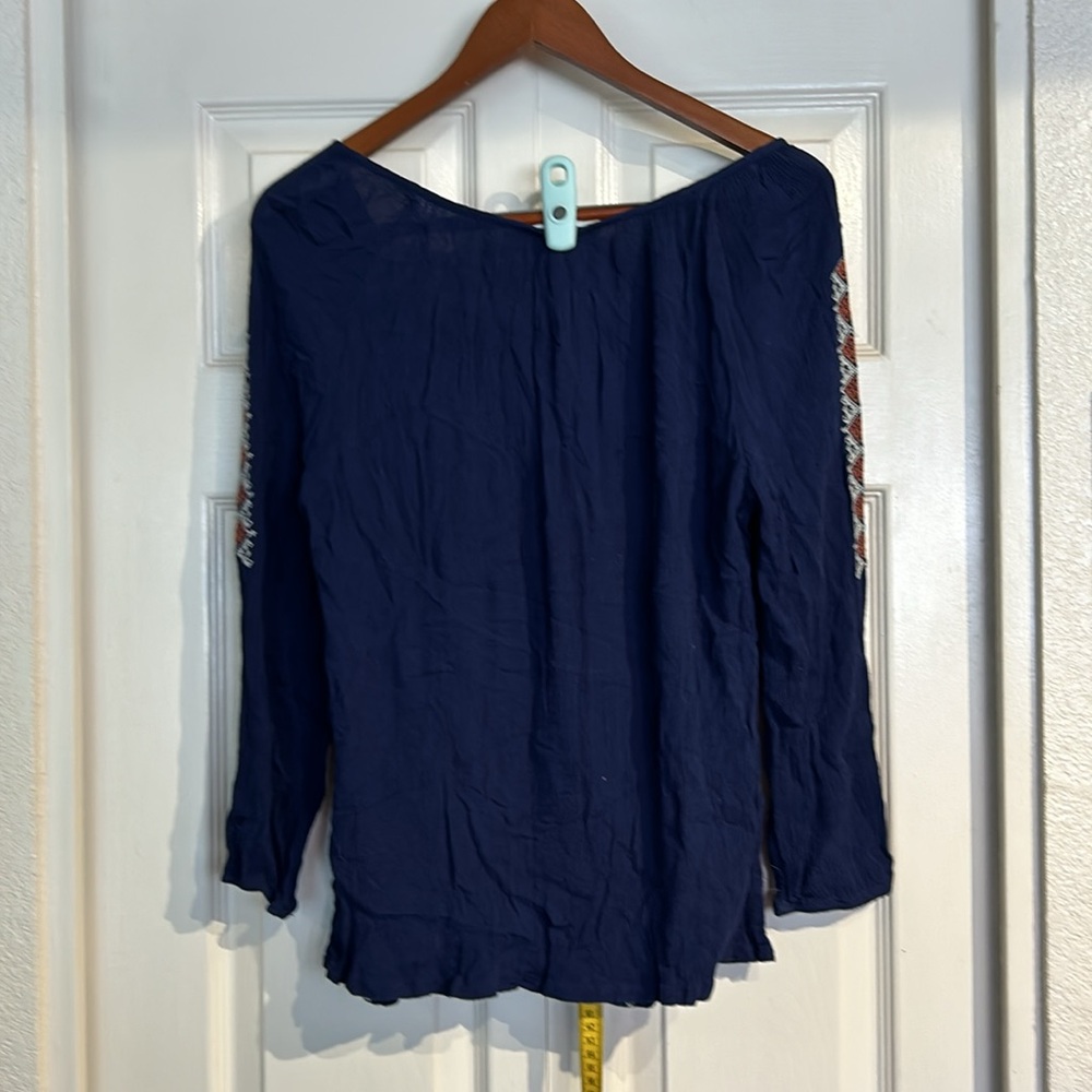 Solitaire Gauzy Embroidered Boho Top - Picture 6 of 6